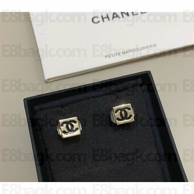 Chanel Earrings 19-2025
