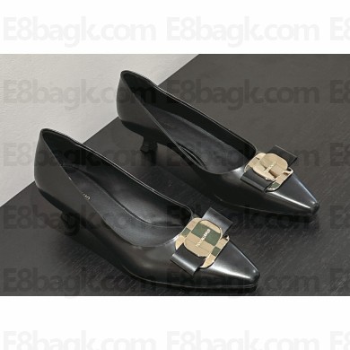 Ferragamo Heel 4.5cm New Vara plate pumps in nappa Black 2024
