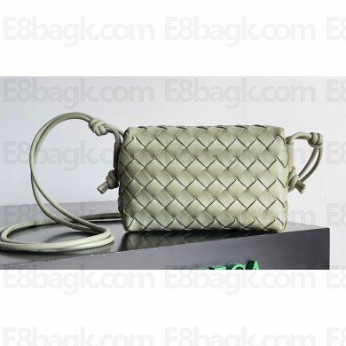 Bottega Veneta Mini Loop Camera Intrecciato leather cross-body Bag TRAVERTINE 2024