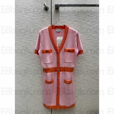CHANEL PINK/RED KNITWEAR DRESS 2023 SPRING