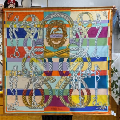 Hermes silk scarf 90x90cm 42 2024 FW(TOP QUALITY)