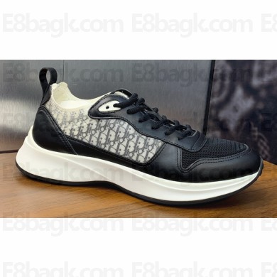 Dior Calfskin and Technical Mesh with Dior Oblique Canvas B25 Runner Men's Sneakers 09 2024