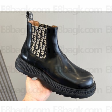 Dior Explorer Chelsea Men's Boots in Calfskin with Dior Oblique Motif 01