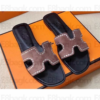 Hermes Oran sandals Nude Pink in suede goatskin with iconic "H" cut-out and rhinestone details Top Quality 2024