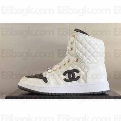 Chanel Quilting CC Logo High-top Sneakers Top Quality 08 2024