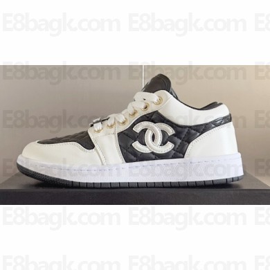Chanel Quilting CC Logo Low-top Sneakers Top Quality 04 2024