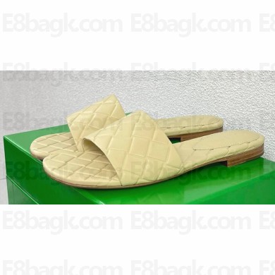 Bottega Veneta Leather Amy Flat mules with Intreccio pattern Beige 2024