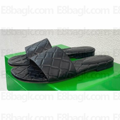 Bottega Veneta Leather Amy Flat mules with Intreccio pattern Black 2024