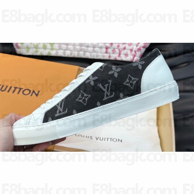 Louis Vuitton Men's Rivoli Sneakers 41