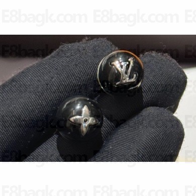 Louis Vuitton Earrings 09 2024