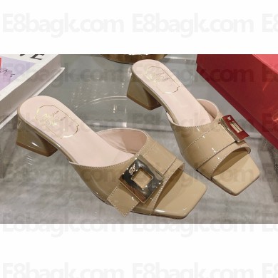 Roger Vivier Très Vivier Metal Buckle Mules in Patent Leather Beige 2024