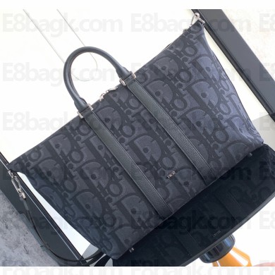 Dior Weekender 40 Bag in Black Maxi Dior Oblique Jacquard 2024