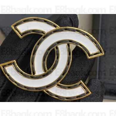 Chanel Brooch 26 2024