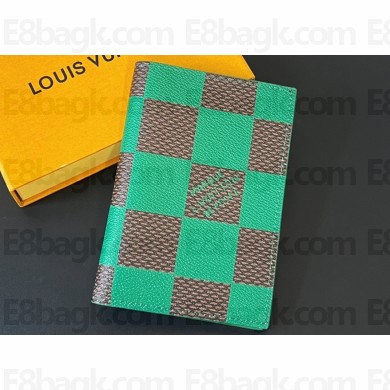 Louis Vuitton Passport Cover 26 2024