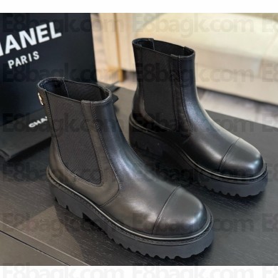Chanel women's chelsea boots in calfskin black 1202-2024