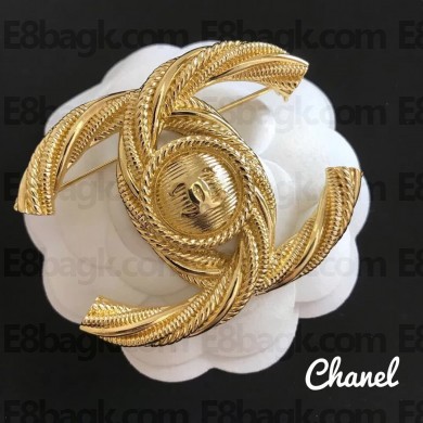 Chanel Vintage CC Brooch Gold 2018