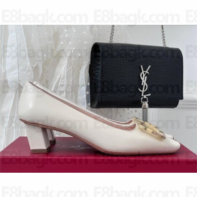 Roger Vivier Belle Vivier Motherpearl Buckle Pumps in Leather white 2023