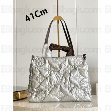 louis vuitton OnTheGo GM tote bag M21053
