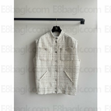 CHANEL Glittered Tweed  Ecru & Beige vest P79312 2025