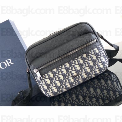 dior Rider 2.0 Zipped Messenger Bag in Beige and Black Dior Oblique Jacquard with Black Grained Calfskin 2024