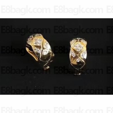 Chanel Coco Crush Earrings With Diamonds Yellow Gold