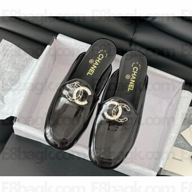 Chanel  Women's patent calfskin mules with CClogo black  2025