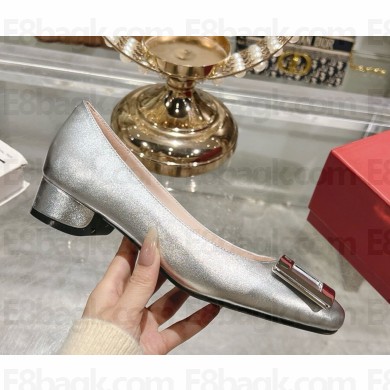 Roger Vivier Pumps in leather silver 2025