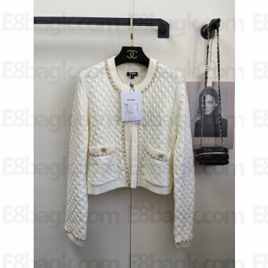 chanel wool cardigan with chain white 2023