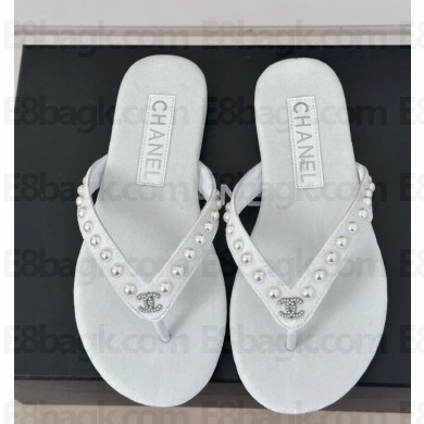 chanel pearl flip-flops with CC Logo white Velvet G46205 2025