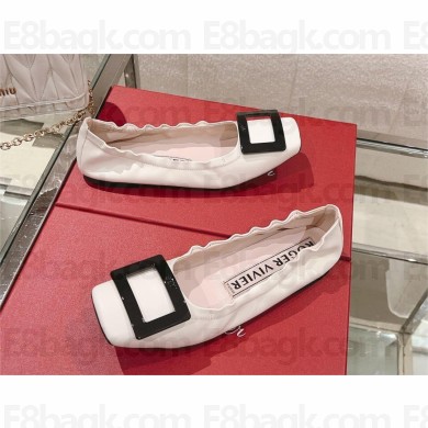 Roger Vivier Viv' Pockette Lacquered Buckle Ballerinas in Nappa Leather white 2023