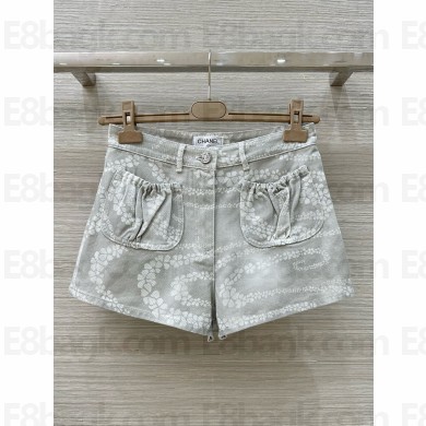 CHANEL Gray & White Printed Denim shorts P78607 2025