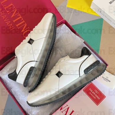 Valentino STUD AROUND LOW-TOP CALFSKIN AND NAPPA LEATHER SNEAKER white/black 2023