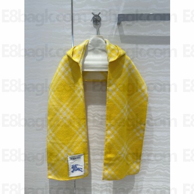 BURBERRY YELLOW SCARF WITH HOOD 2024 