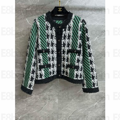 Chanel Wool & Cashmere Black, Ecru & Green Jacket P77453 2024