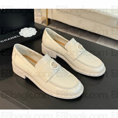 Chanel Calfskin in white loafers G45988 2024