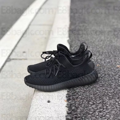Adidas X Yeezy 350 boost V2 black