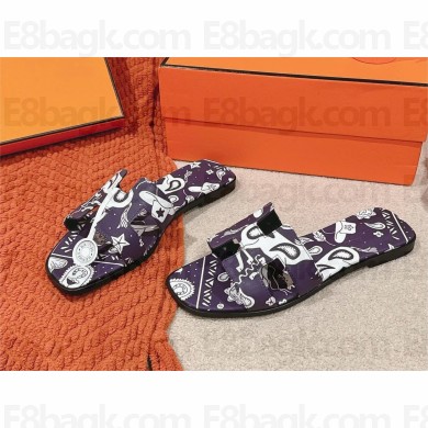 Hermes PRINTED Oran flat Sandals in swift leather 03 2025