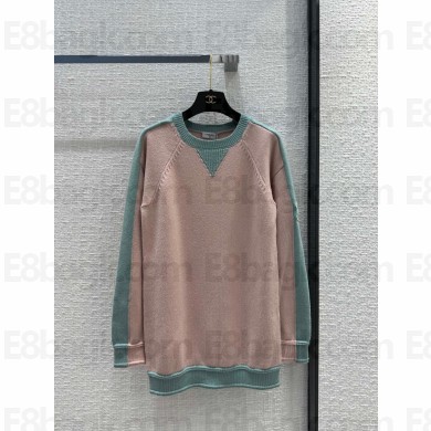 CHANEL GREEN/PINK SWEATER 2024 SS