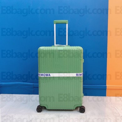 RIMOWA ESSENTIAL Cabin carry-on suitcase bamboo green