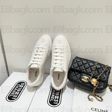 chanel white vintage sneakers with cc logo