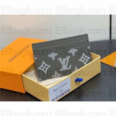 louis vuitton Porte cartes double Olive Green Monogram Shadow embossed calf leather M12503 1101-2024