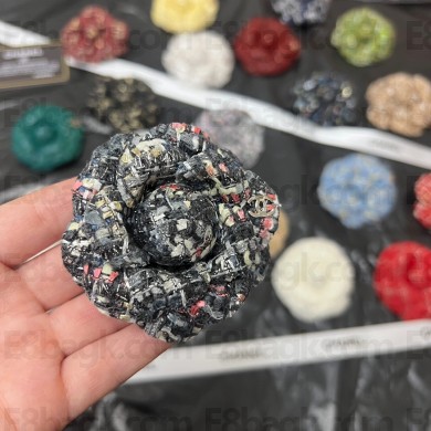 chanel camellia brooch 66 2023