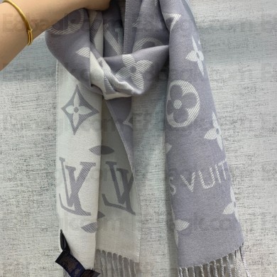 LOUIS VUITTON Essential WOOL Scarf M77727