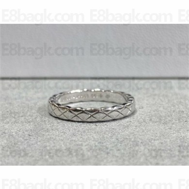 CHANEL Quilted motif, mini version Coco Crush ring silver 2023