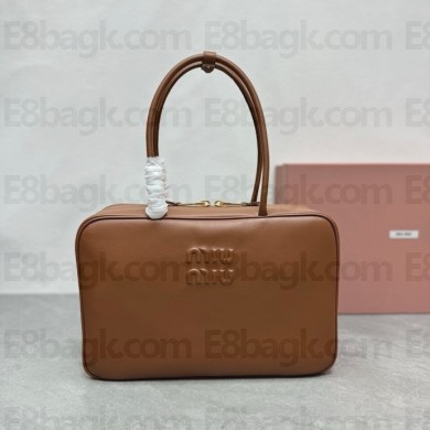 Miu Miu Leather top-handle bag 5BB117 Brown