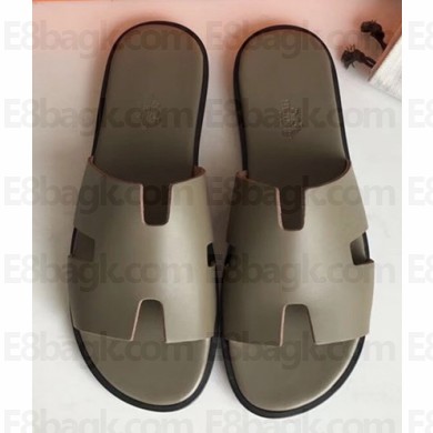 Hermes Izmir Men's Slipper Sandals in Calfskin Green