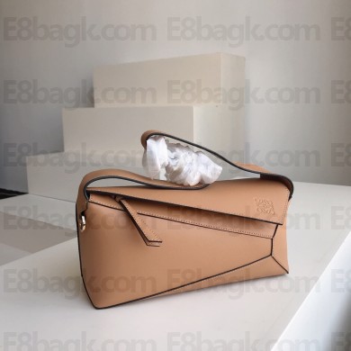 loewe Puzzle Hobo bag in nappa calfskin warm desert