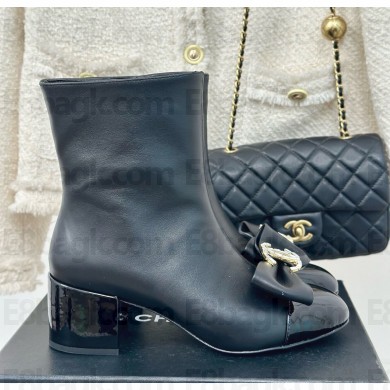 Chanel CC logo calfskin ankle boot in black heel 7cm 1023-2024