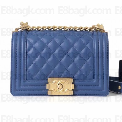 Chanel Calfskin and Gold-Tone Metal Small Boy Flap Bag Black 2019