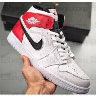 Nike Air Jordan 1 Mid Sneakers 21